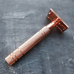 Double Edge Safety Razor -  Rose Gold (5 Free Blades)